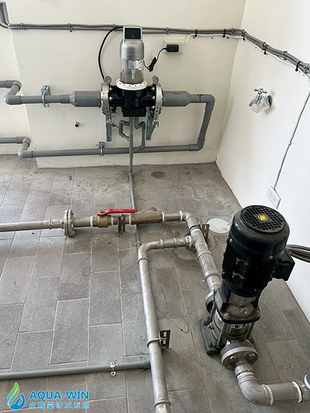 大樓進水端安裝完成的全棟式反沖洗過濾系統實拍