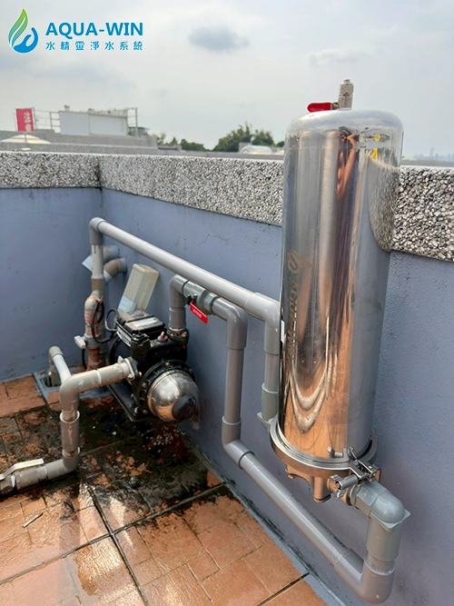 屏東市透天安裝 15 吋大胖豪華型白鐵過濾器，全戶過濾系統戶外實際安裝情形實拍